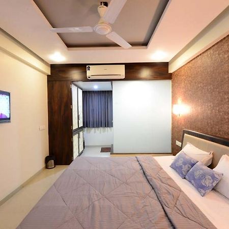 Hotel Manila Ahmedabad Exterior foto