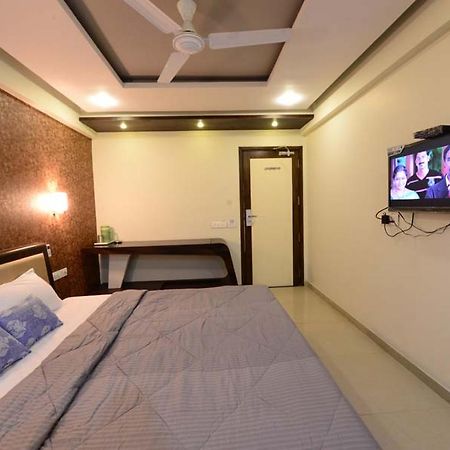 Hotel Manila Ahmedabad Exterior foto