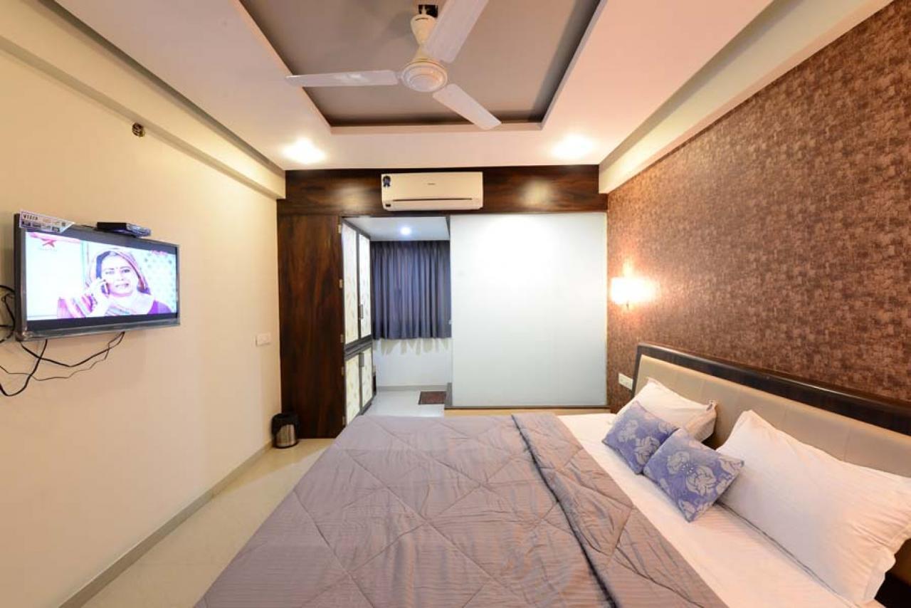 Hotel Manila Ahmedabad Exterior foto