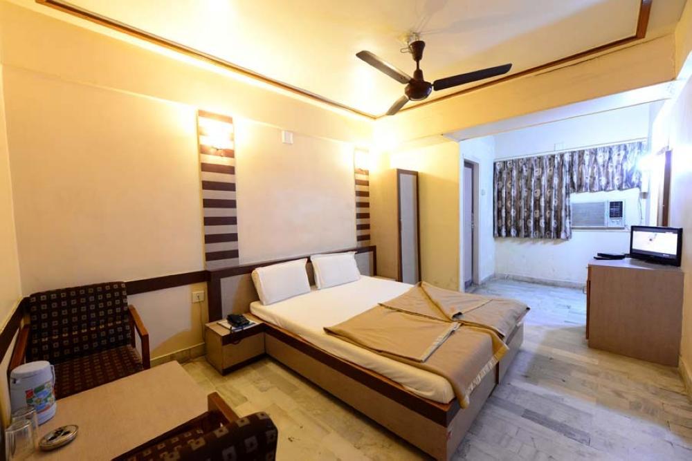 Hotel Manila Ahmedabad Exterior foto
